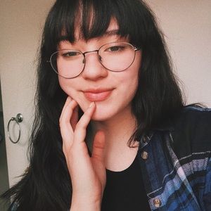 Meet your Posher, Jade